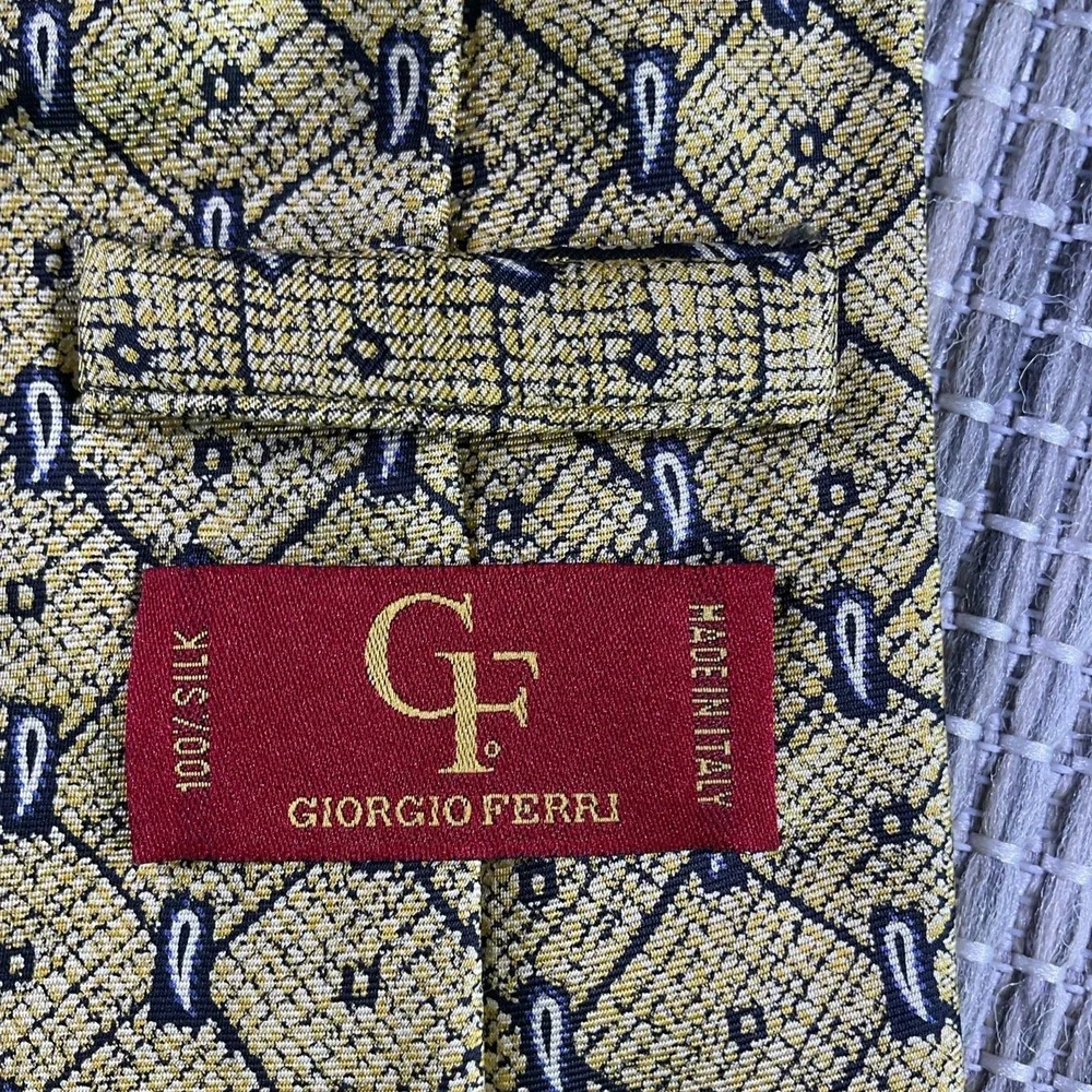 Giorgio Ferri Mens Silk Tie Yellow Paisley Geometric Grid Italy Gold Navy 58x3.7